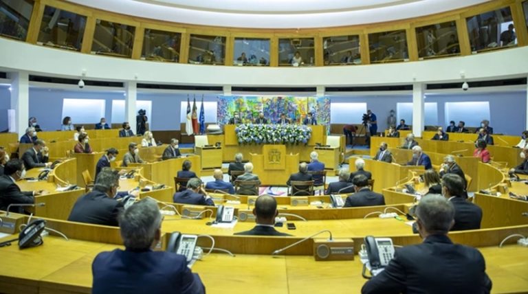 Parlamento açoriano aprova taxa turística regional