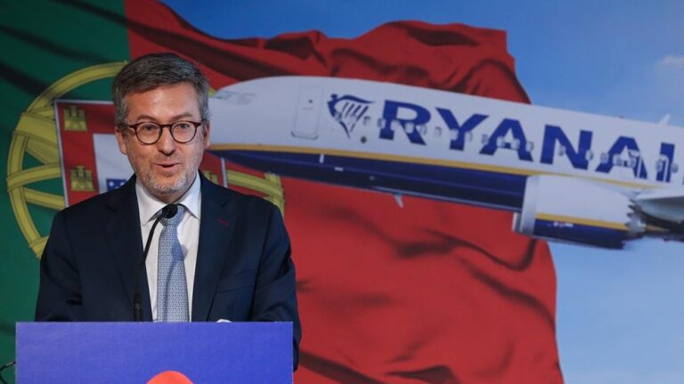 Moedas quer Lisboa na corrida para novo centro de inovação da Ryanair