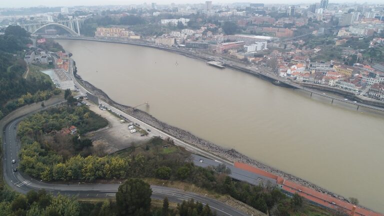 Margem sul do Douro vai ter novo Terminal de embarcações marítimo-turísticas