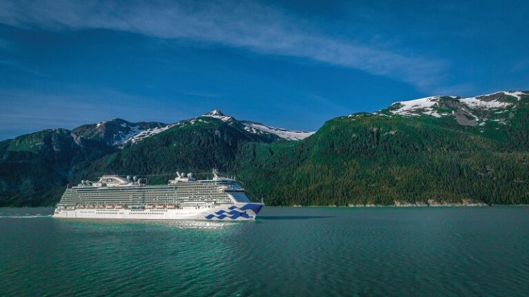 Princess Cruises homenageia Alasca nos 55 anos de navegação para o destino