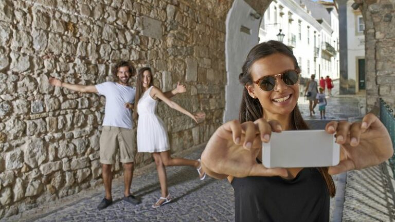Turismo do Algarve promove-se na B-Travel em Barcelona