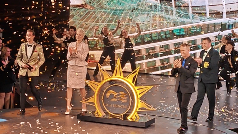 Sun Princess: “Chuva de estrelas” marcou cerimónia de batismo do maior navio da Princess Cruises em Barcelona