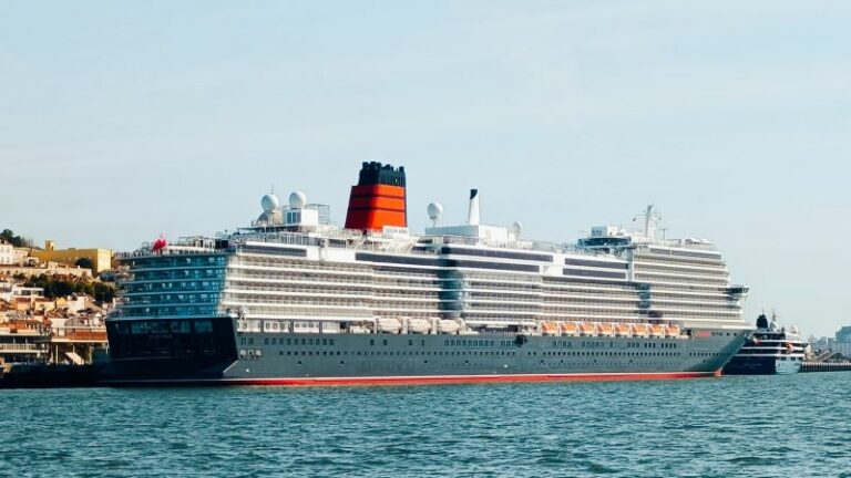 Porto de Lisboa recebeu navio Queen Anne em viagem inaugural